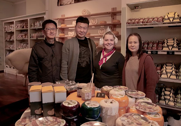 歐亞傳媒服務(wù)歐洲·亞洲國(guó)際客戶(hù)·立足青島·服務(wù)全球(圖4) 歐亞傳媒服務(wù)歐洲·亞洲國(guó)際客戶(hù)·立足青島·服務(wù)全球(圖4)